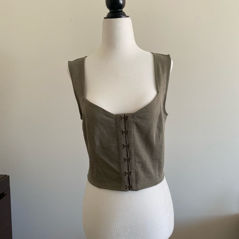 LEITH GREEN VEST